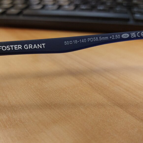 Simple Foster Grant Stylish Readers Reading Glasses NAVY LO1023 Joey 2 Powers - Picture 9 of 13